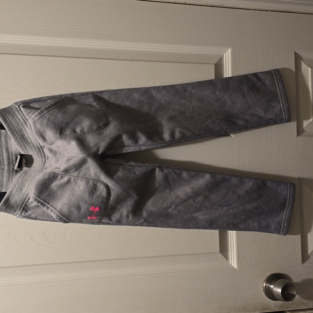 Under Armour Heather Gray Joggers with Pink Accent Size 6